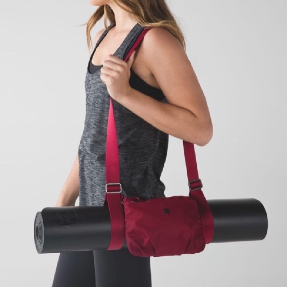 lululemon athletica Handbags - Lululemon Yoga Mat Carrier - Rosewood Color